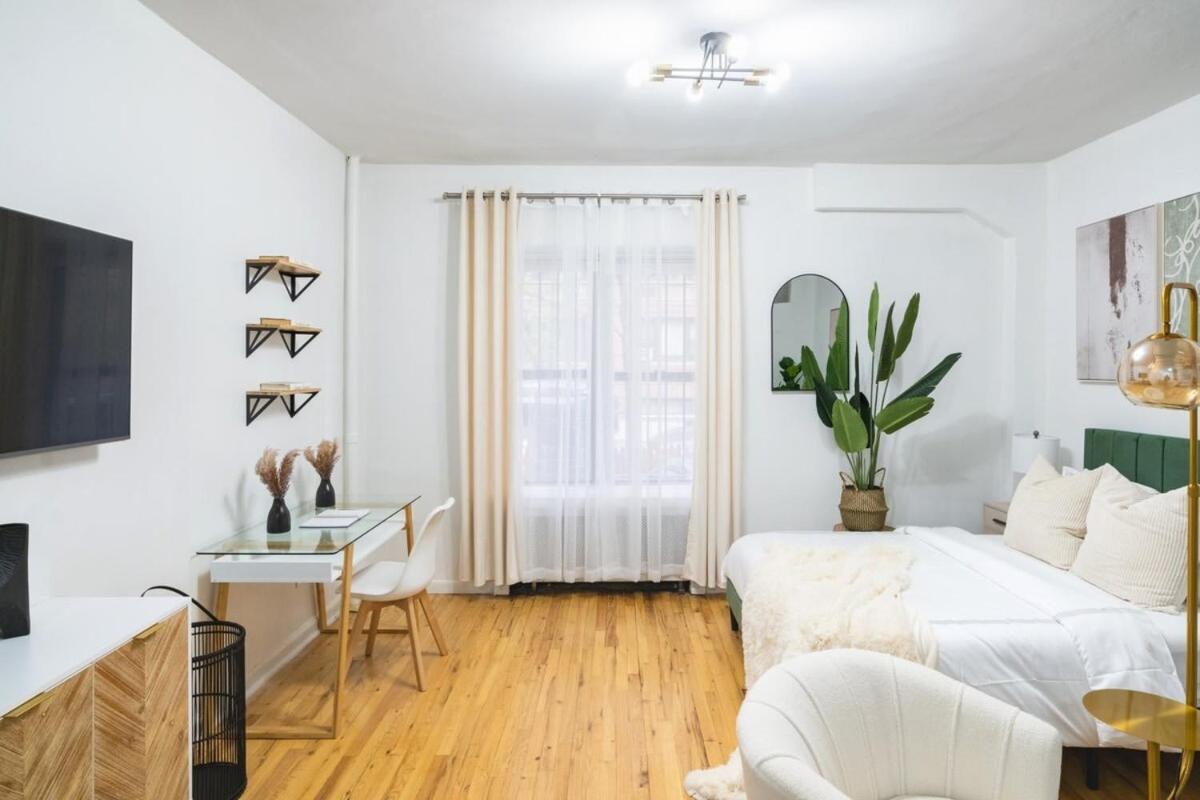 74-1a New In Prime Uws - Gym In Building Appartamento *